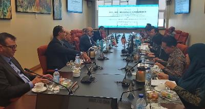 Exploring ways to develop tourism cooperation with Malaysia